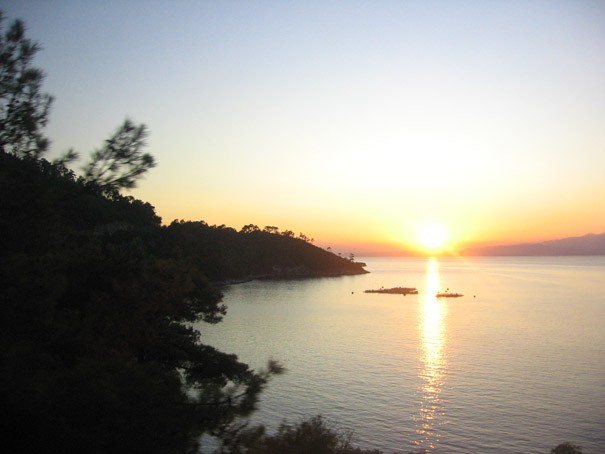 Zalazak sunca na Halkidikiju, septembar 2009 A.jpg